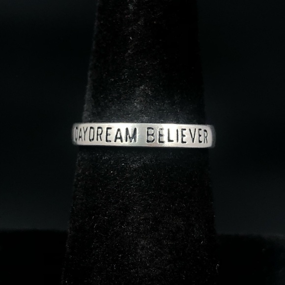 Sugarboo & CO 925 Sterling Silver Stackable “Daydream Believer” Ring - Picture 6 of 12